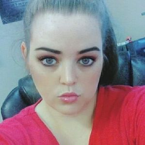 Meet your Posher, Lacey